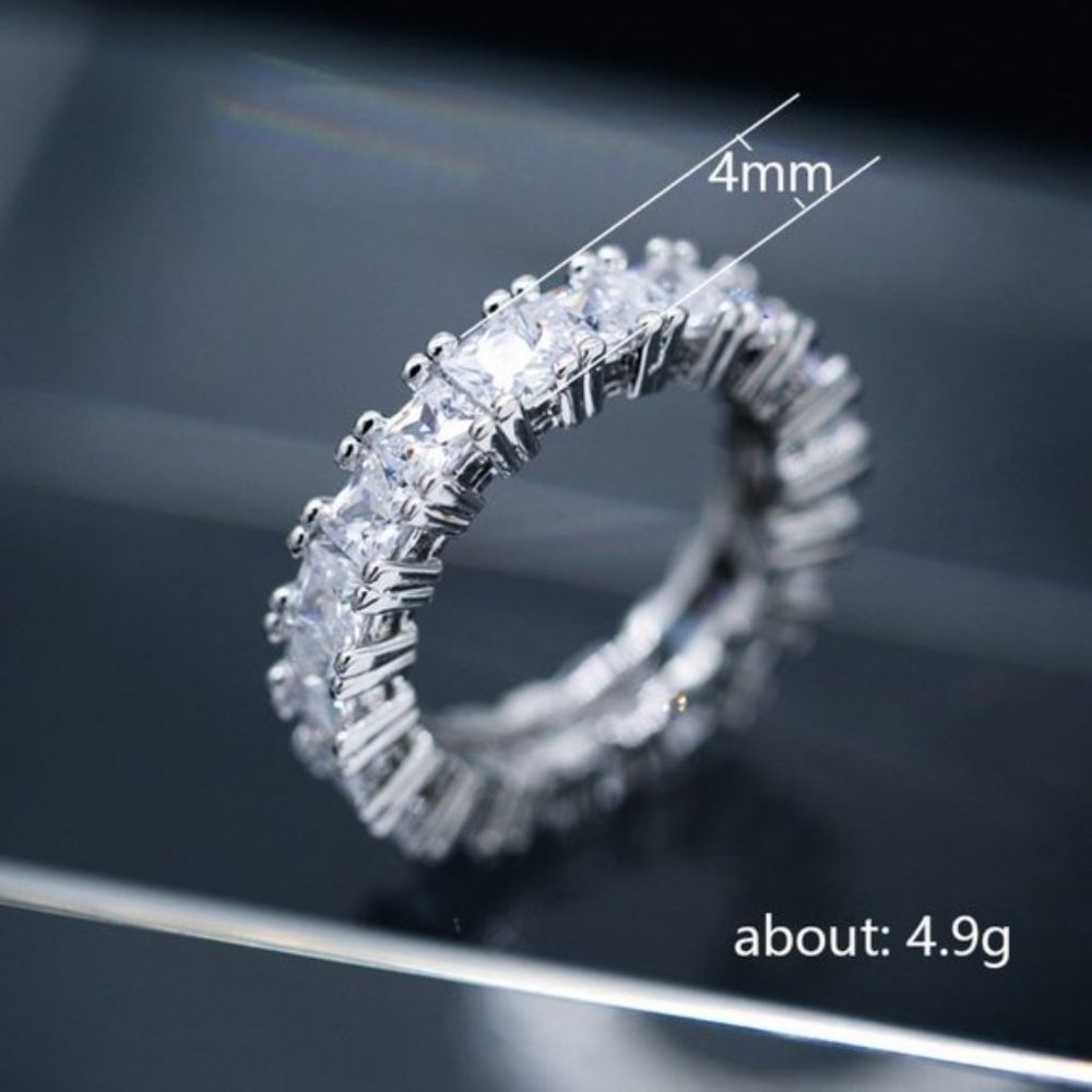 *NEW*Eternity 18K White Gold Square Diamond Ring - Picture 4 of 8